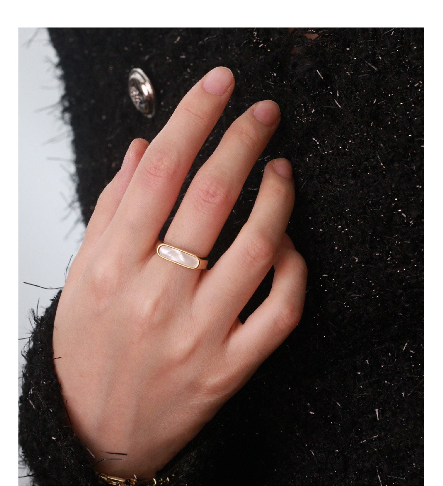 Mother-of-Pearl Ring, Rectangle White Mop/Black Onyx Ring