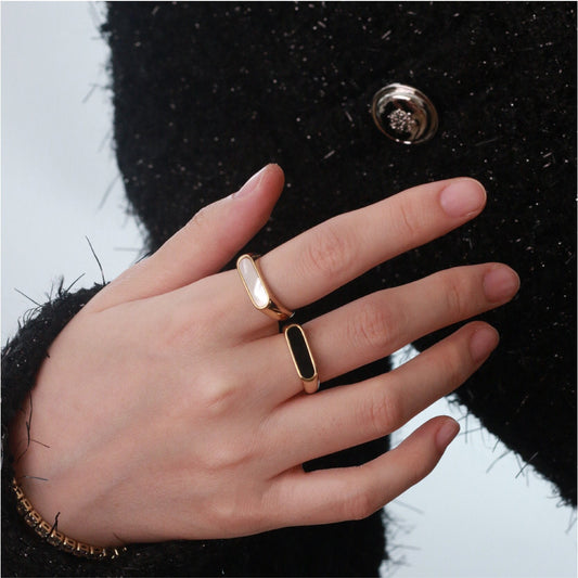 Mother-of-Pearl Ring, Rectangle White Mop/Black Onyx Ring