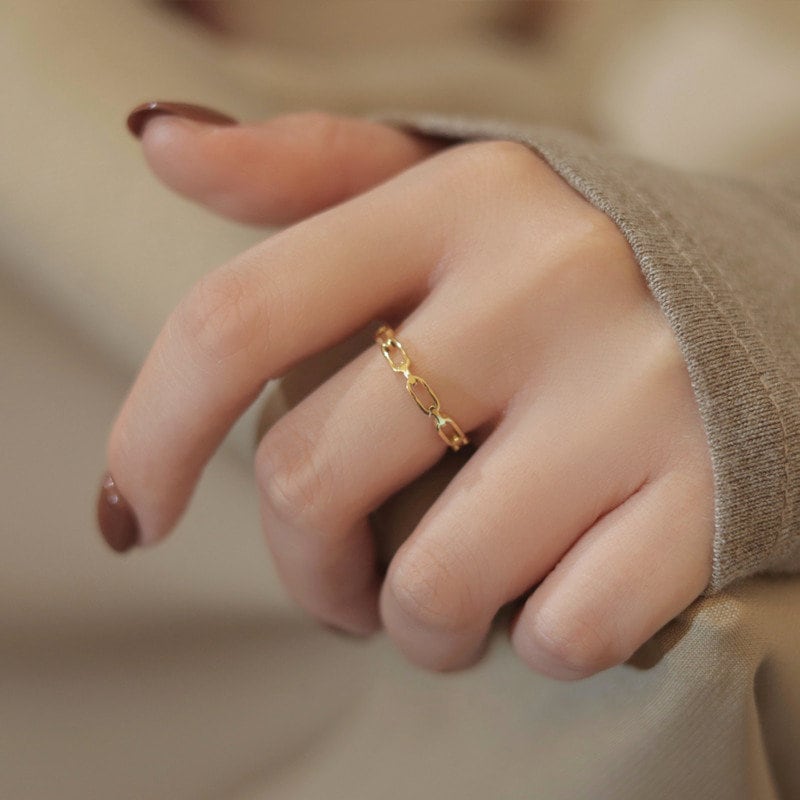 Dainty Gold Link Ring, Minimalist Stacking Ring