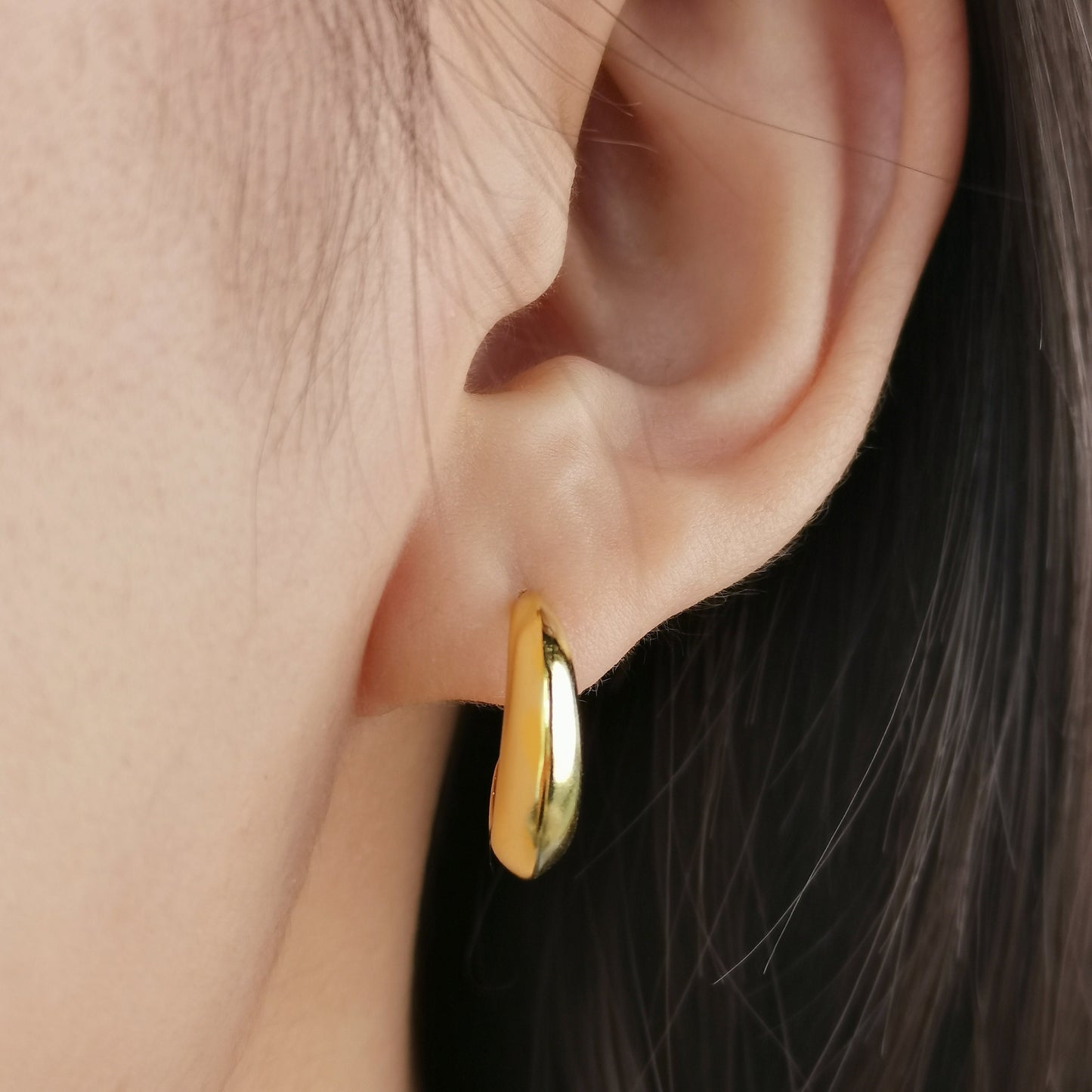 Simple C-shaped Hoop Earrings, Minimalist Hoops