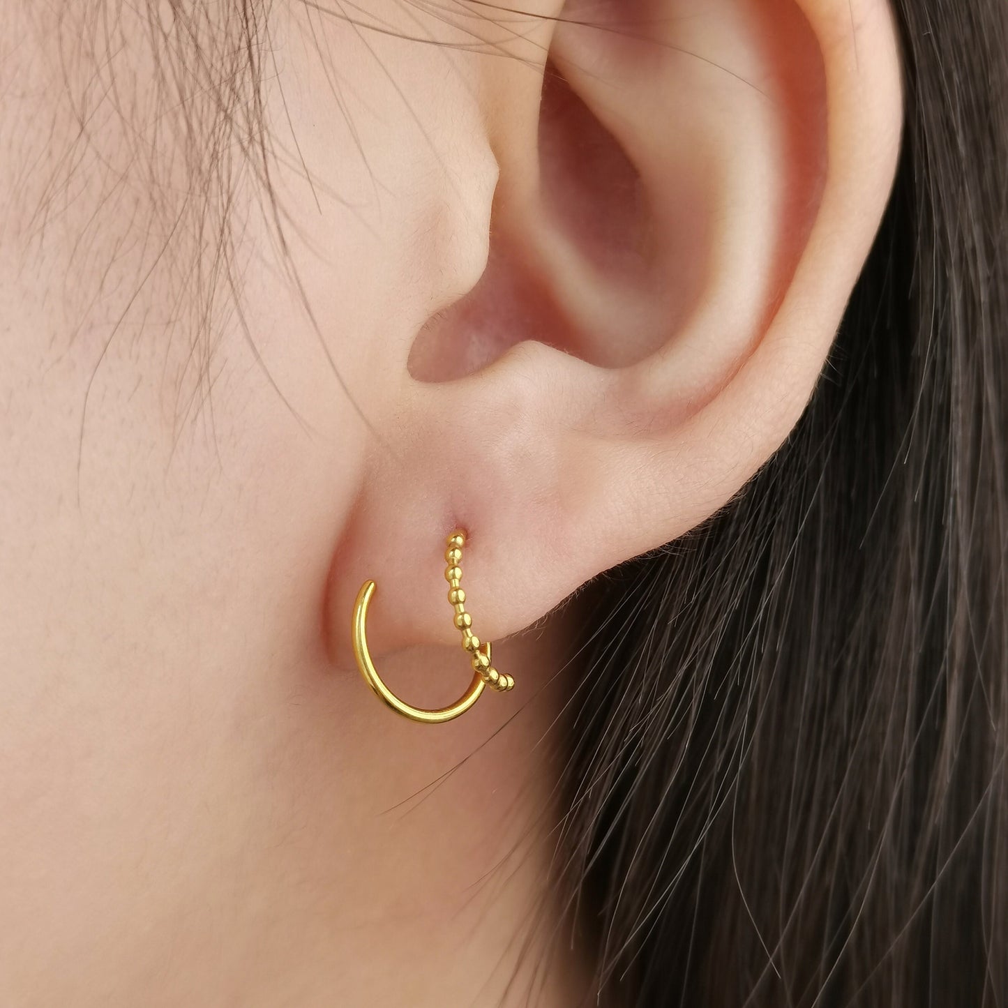 Single Pierced Double Hoops Spiral Earrings