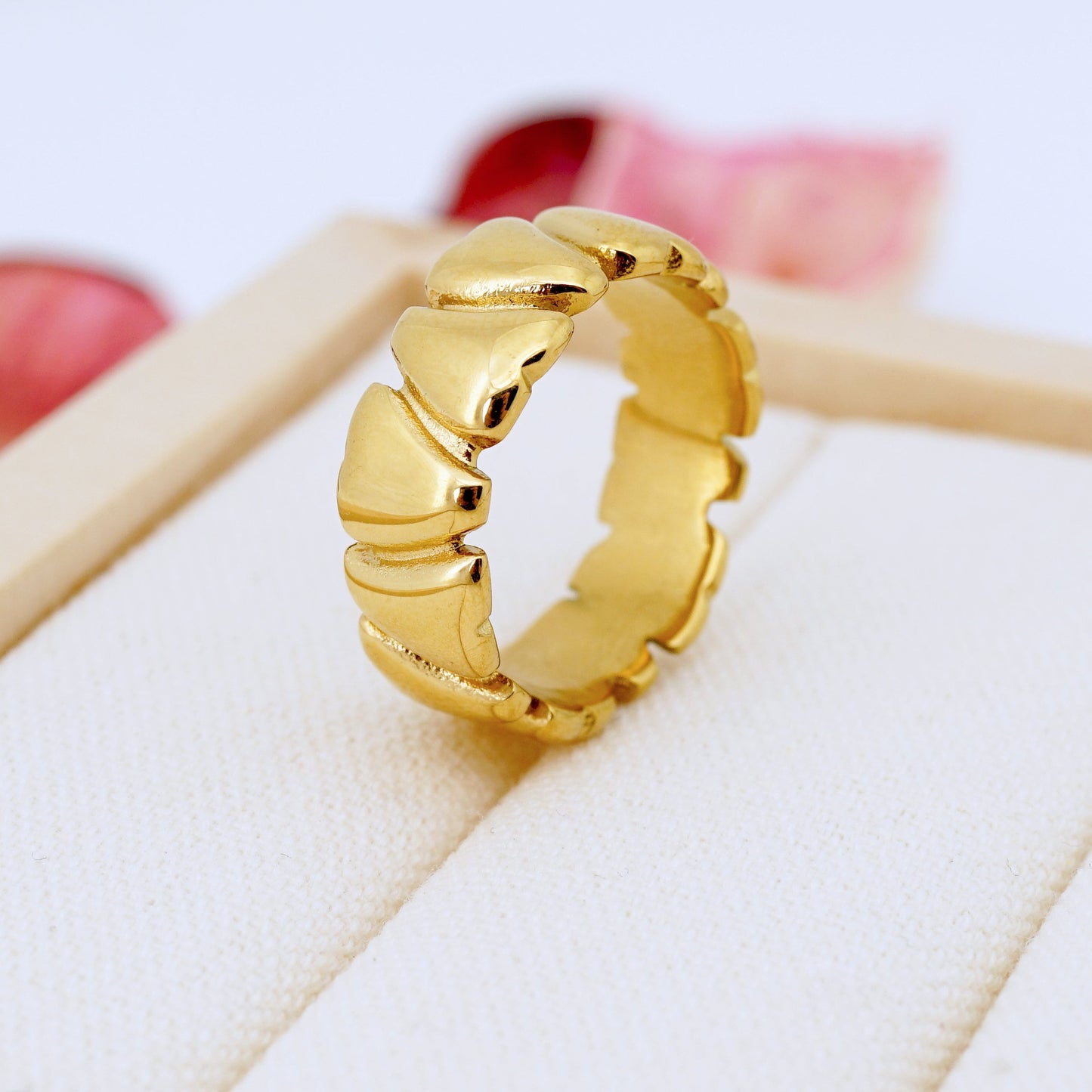 Minimalist Gold Heart-to-heart Ring