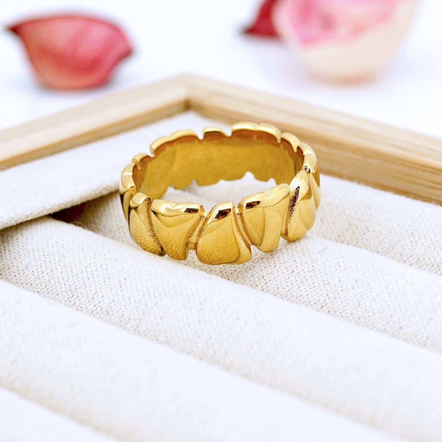 Minimalist Gold Heart-to-heart Ring