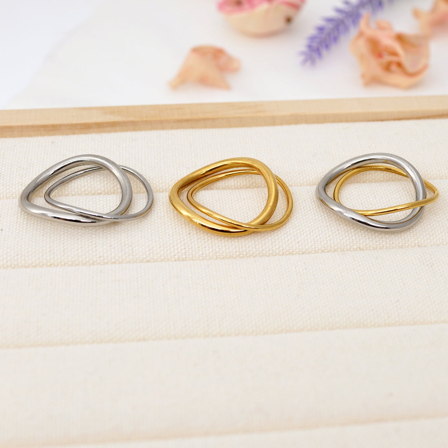 Double Curved Band Interlocked Ring, Simple Stacking Rings